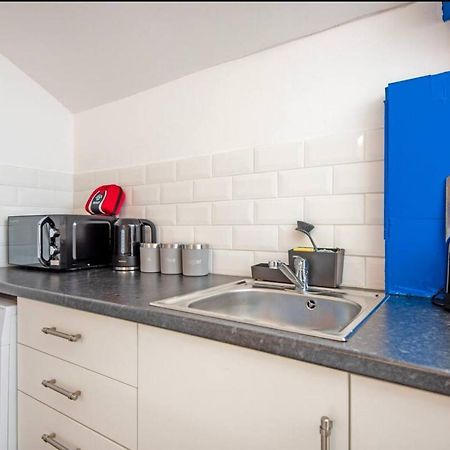 5 Minute Walk From Bury City Centre -1 Bed Flat Exterior foto