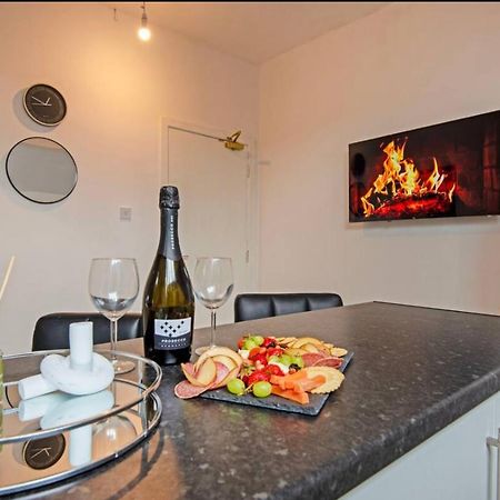 5 Minute Walk From Bury City Centre -1 Bed Flat Exterior foto