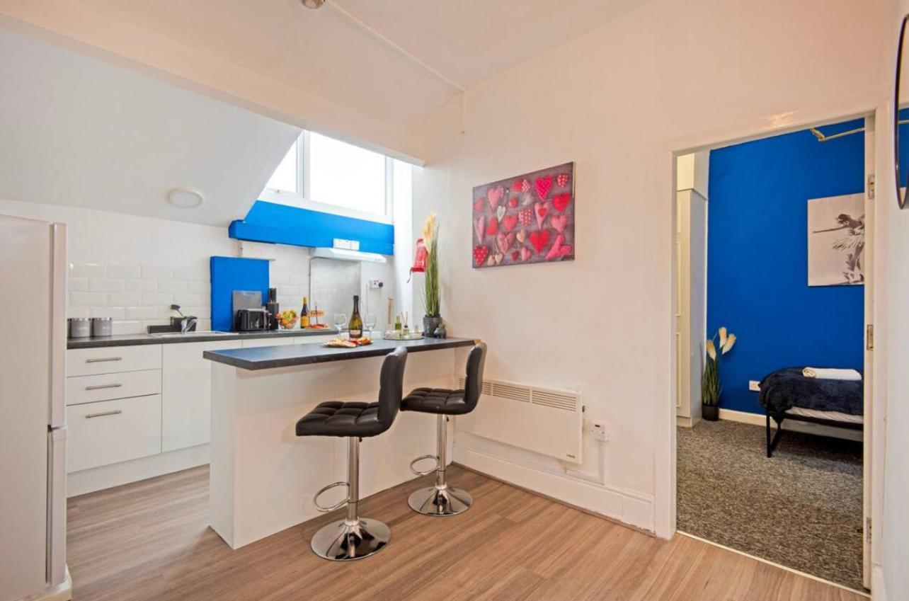 5 Minute Walk From Bury City Centre -1 Bed Flat Exterior foto