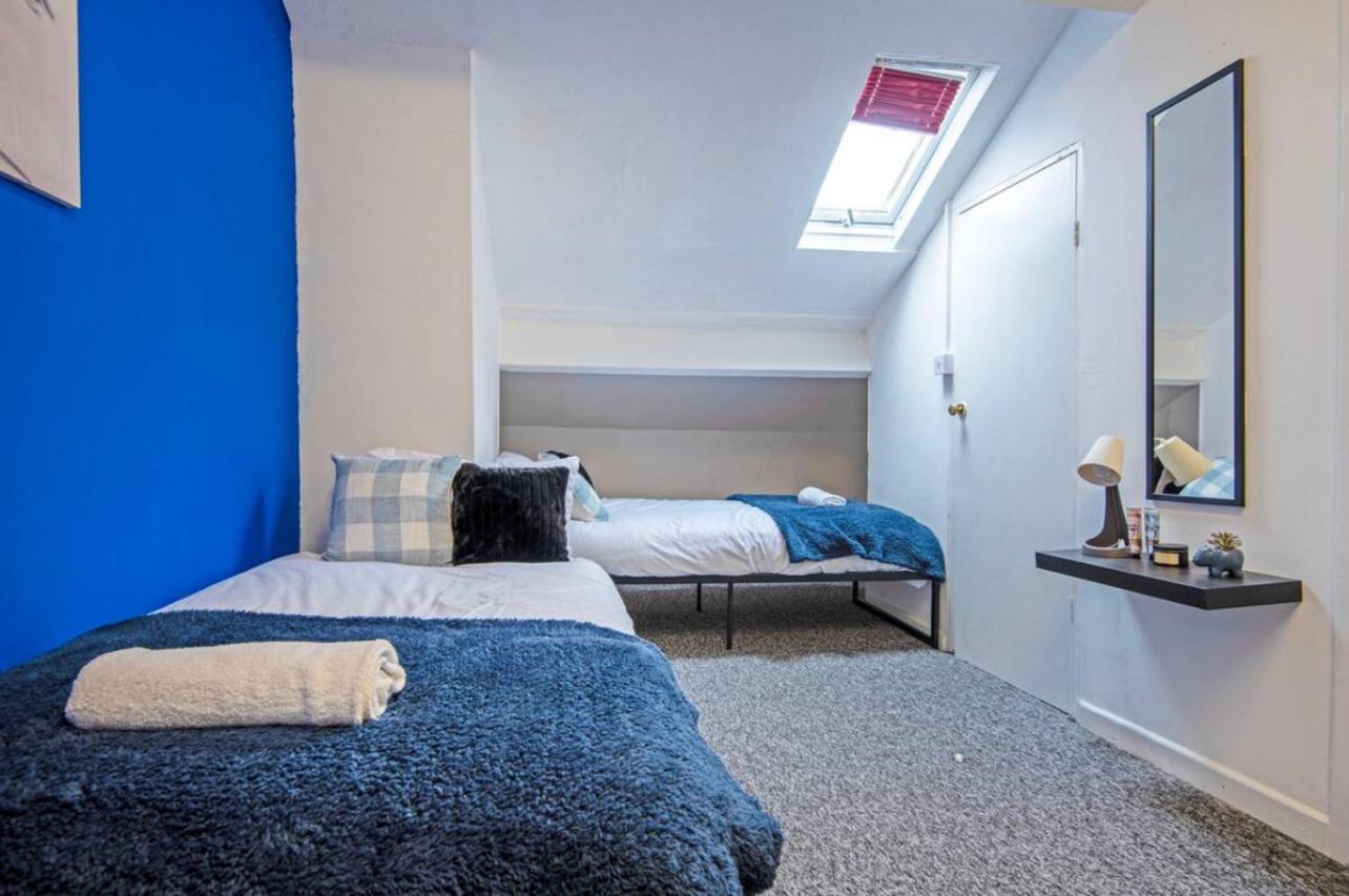 5 Minute Walk From Bury City Centre -1 Bed Flat Exterior foto